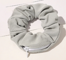 Load image into Gallery viewer, Zip Scrunchies