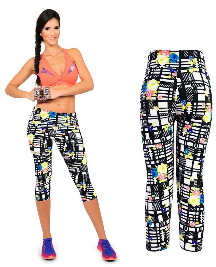 Printed Sport Capri Leggings - Black checkered