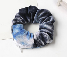 Load image into Gallery viewer, Zip Scrunchies
